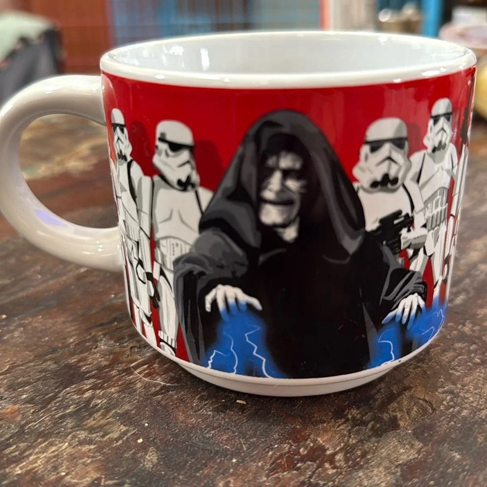 Star Wars Ceramic Mug - Picture 2 of 5
